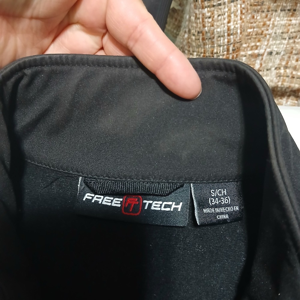 Free Tech Softshell Jacket Full Zip Lightweight W… - image 3